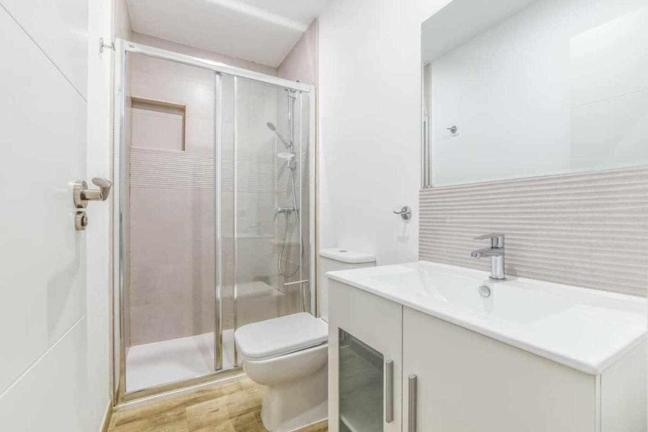 Acogedor Apartamento Entre Sol Gran Via Y Palacio Мадрид Экстерьер фото